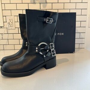 Black Leather Buckle Boots
